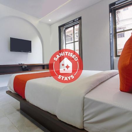 מומביי Hotel Flora Suites מראה חיצוני תמונה