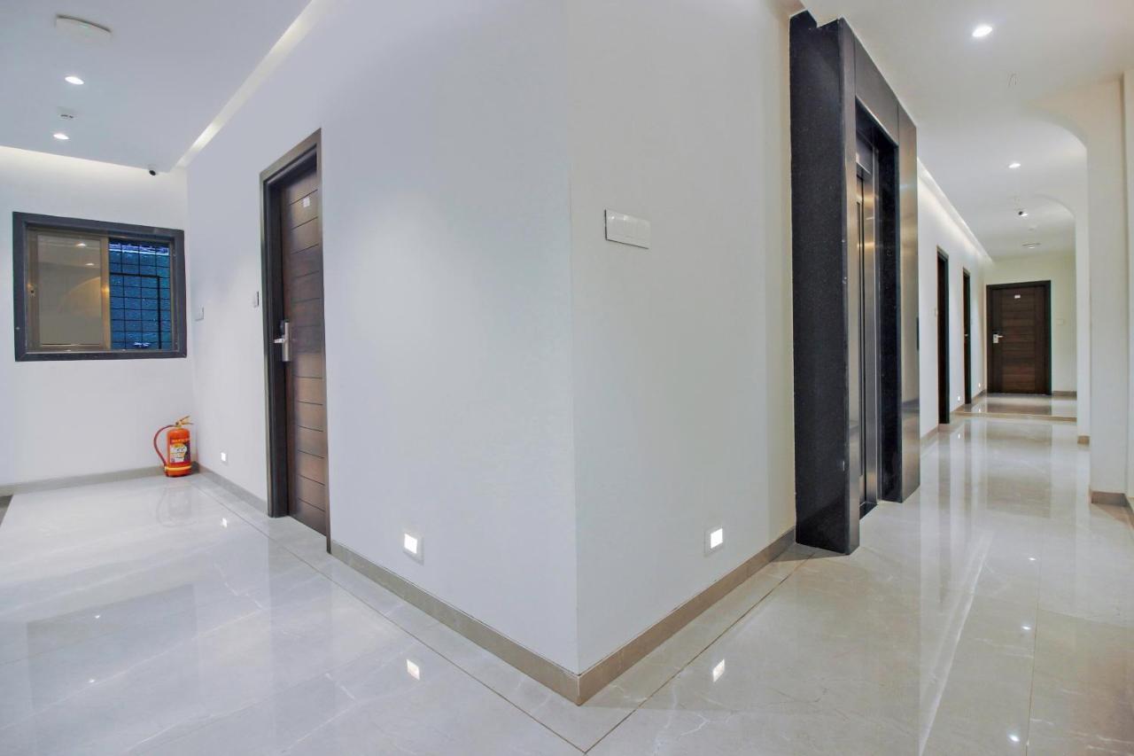 מומביי Hotel Flora Suites מראה חיצוני תמונה