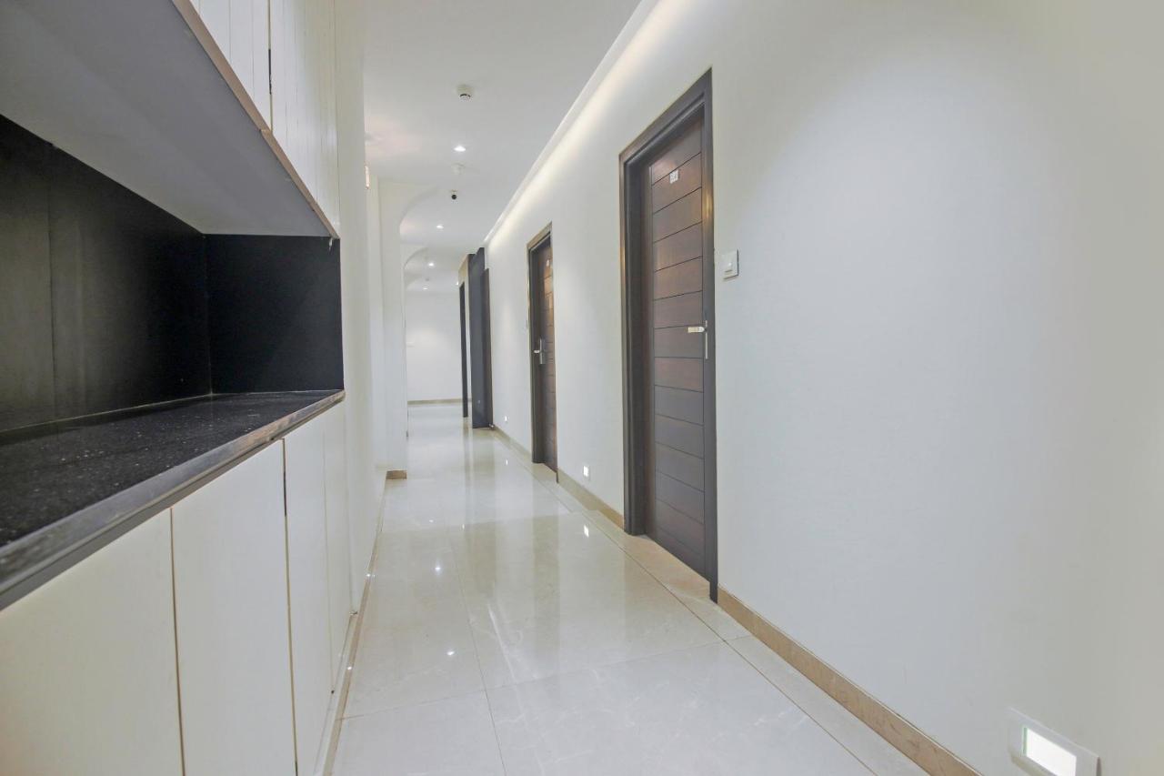 מומביי Hotel Flora Suites מראה חיצוני תמונה