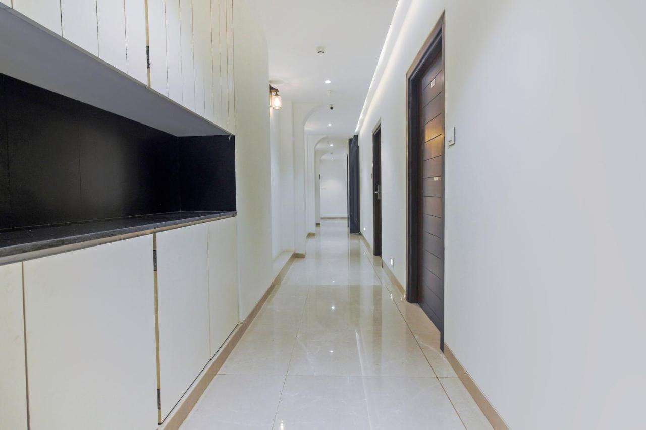 מומביי Hotel Flora Suites מראה חיצוני תמונה